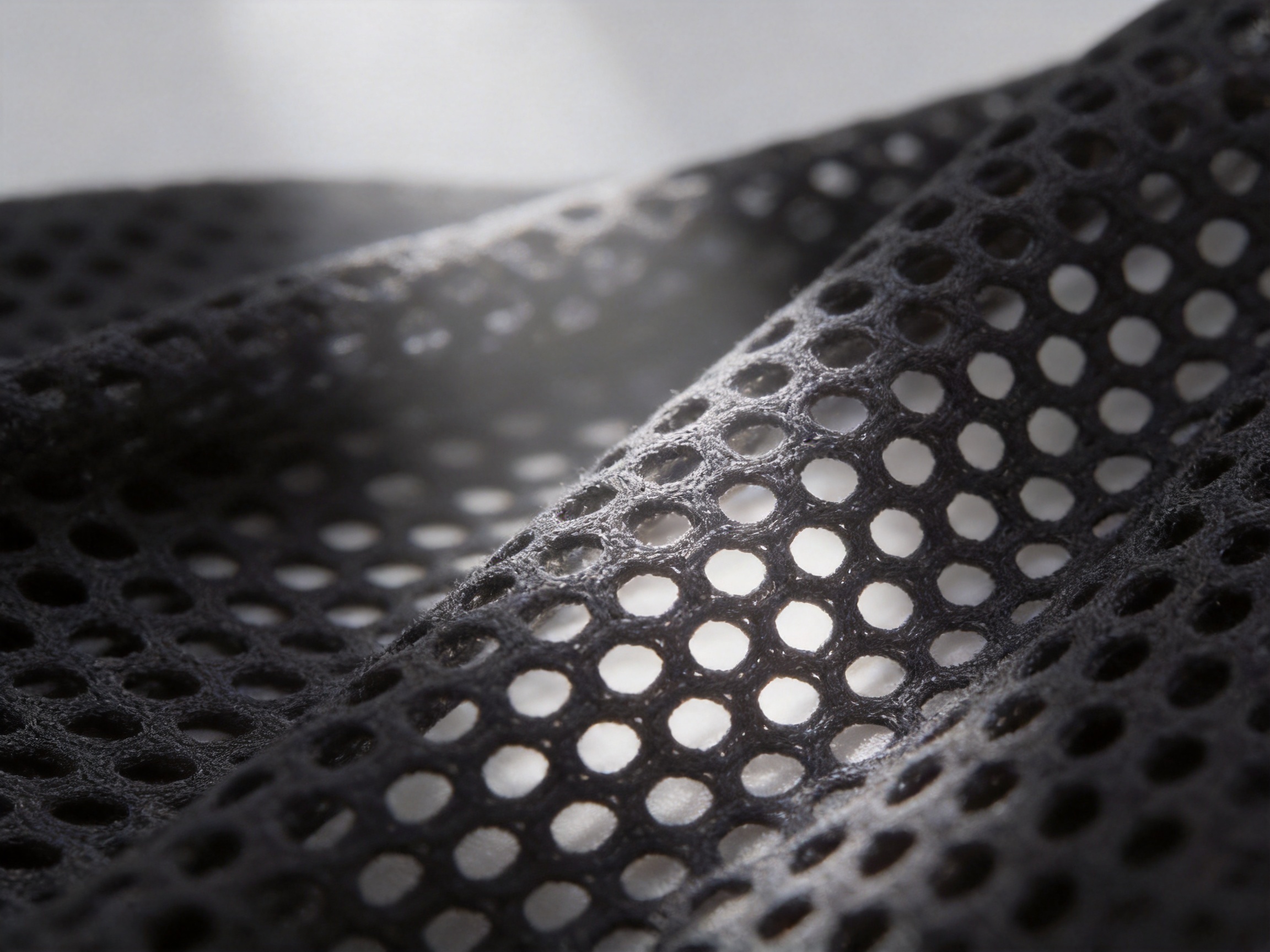 RT Mesh Fabric for Breathable Performance and Versatile Textile Applications